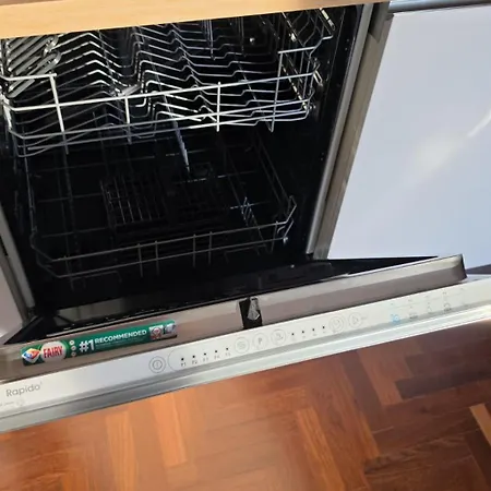 Level 9 Panormus - Self Check In Apartment